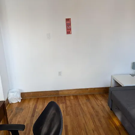 Comfy Apartment Close To Metro With Self Check In Montreal Exterior photo