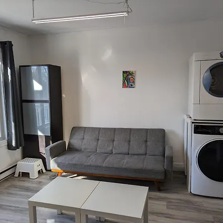 Comfy Apartment Close To Metro With Self Check In Montreal Exterior photo