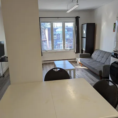 Comfy Apartment Close To Metro With Self Check In Montreal Exterior photo