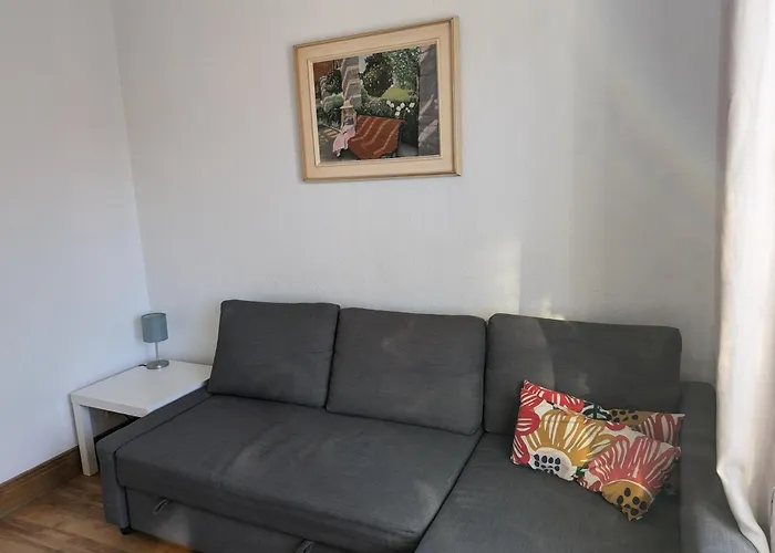 Comfy Apartment Close To Metro With Self Check In