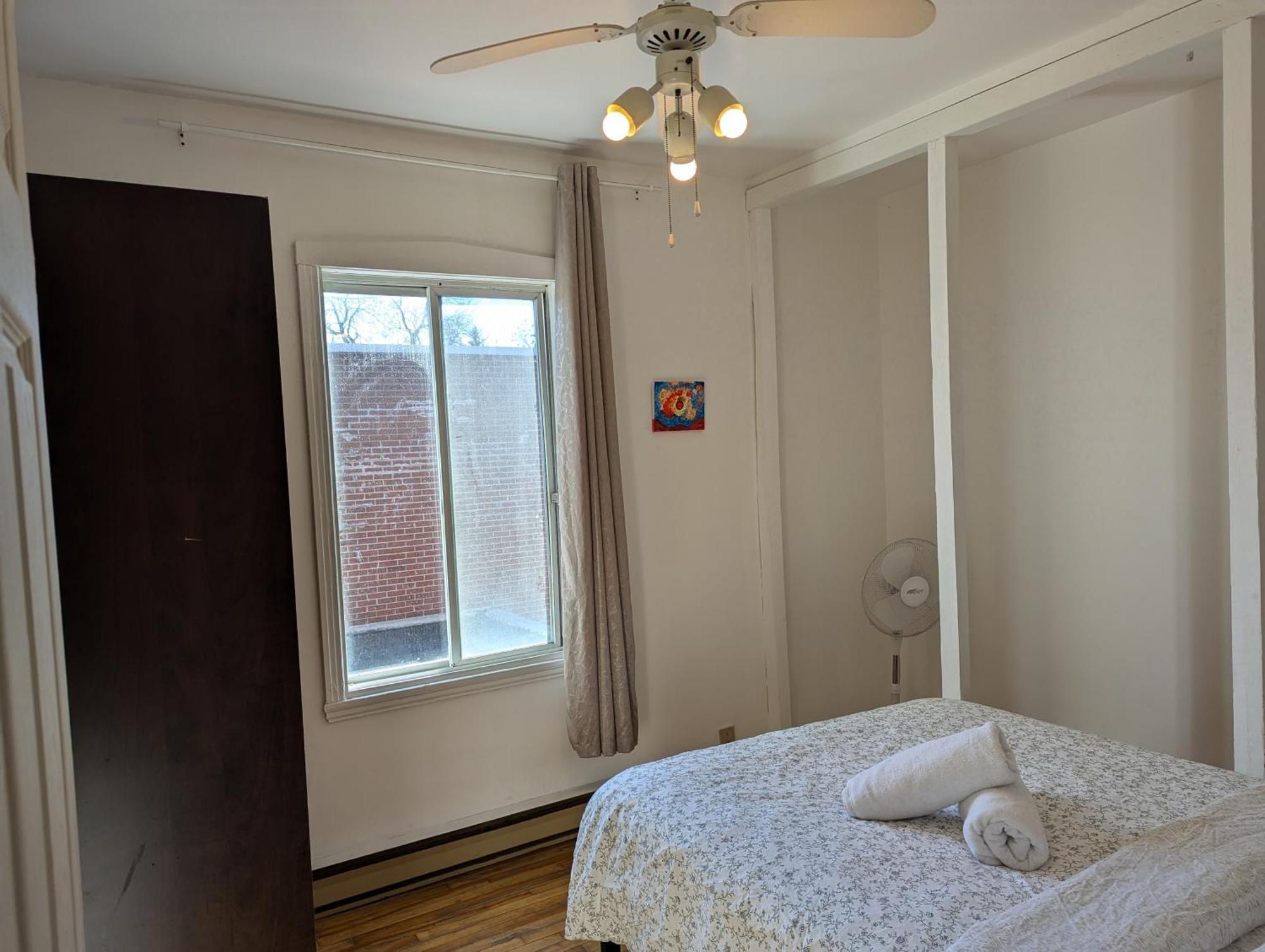 Comfy Close To Metro With Self Check In Apartment *
