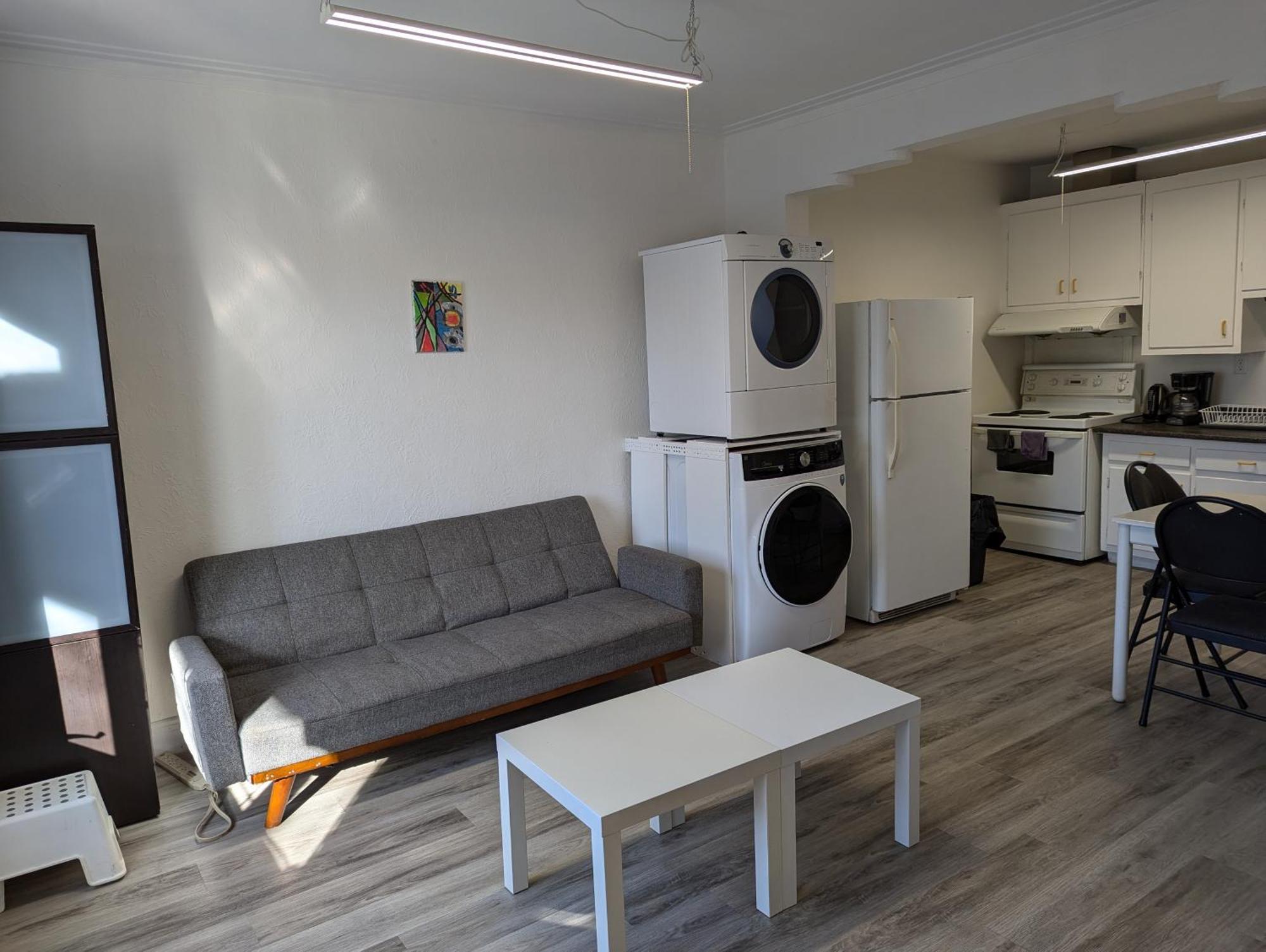 Comfy Close To Metro With Self Check In