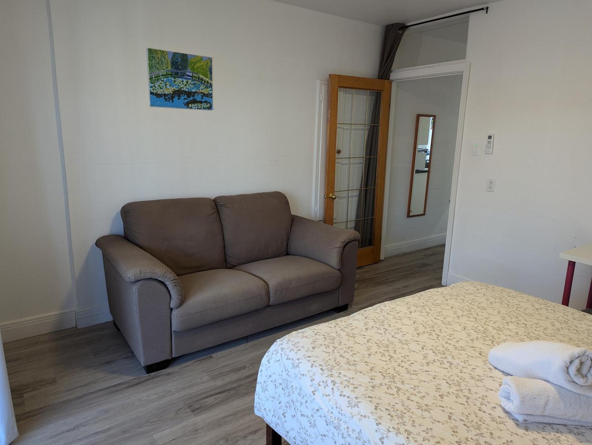 Apartment Comfy Close To Metro With Self Check In *
